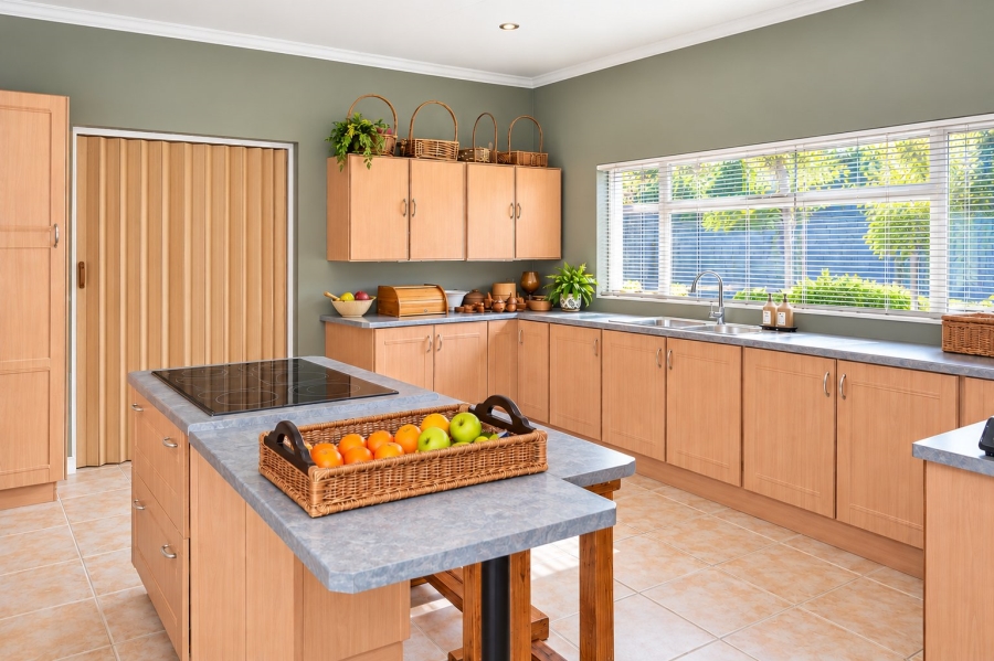 4 Bedroom Property for Sale in La Hoff North West